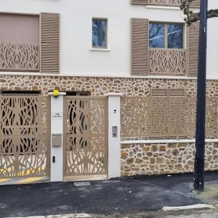 B3 6 Personnes - Proche Paris Disney Apartment *